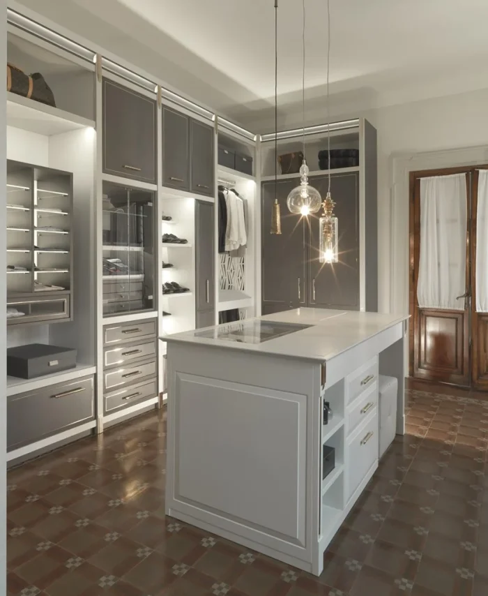 Dressing En Chêne Avec Éclairage Intégré Sur Mesure Essenza